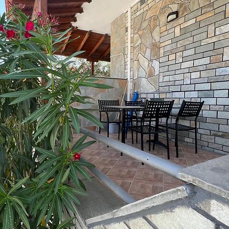 Villa Kostas Accommodations - Βρασνά Εξωτερικό φωτογραφία
